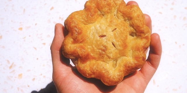 Apple & Brown Butter Hand Pie