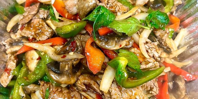 Basil Stir-Fry Tray