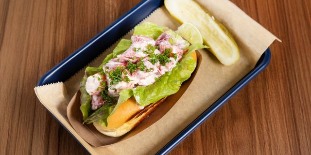 Cold Lobster Roll