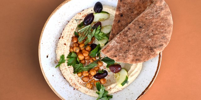 Hummus & Pita Plate