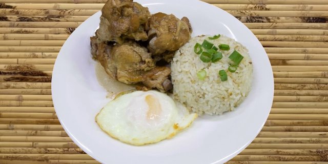 Chicken Adobosilog