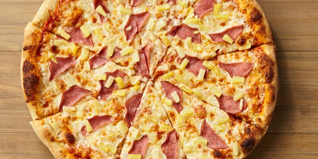Hawaiian Luau Pizza