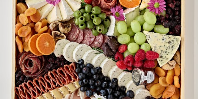 Extra Large Charcuterie Board