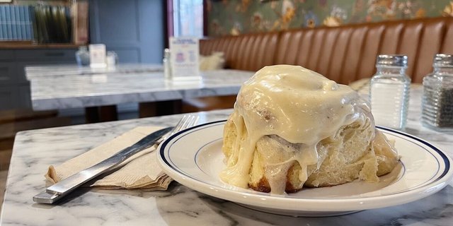 Cinnamon Roll Platter