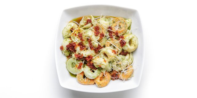 Pesto Tortellini Salad