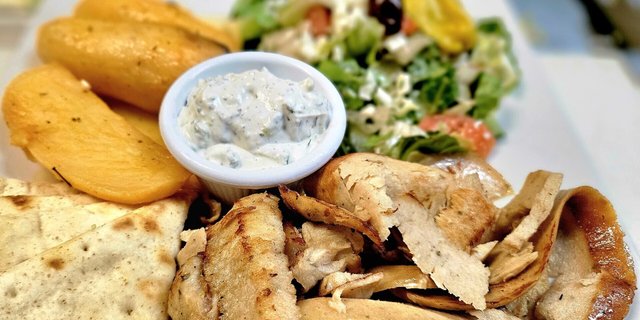 Chicken Gyro Platter