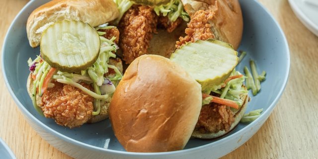 12 Hot Honey Chicken Sliders