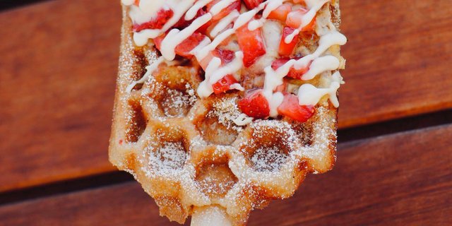 Strawberry Babe Waffle Pop