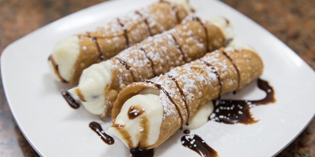 Cannoli Tray
