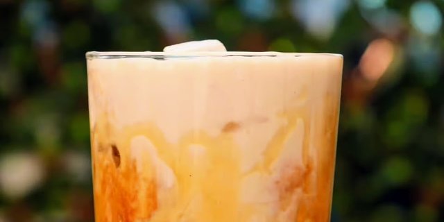 Banana Iced Latte
