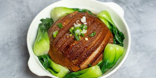 Steamed Pork Belly w/ Chinese Pickles & Bok Choy