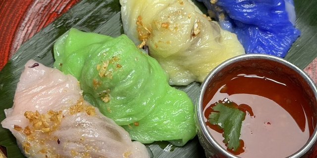 Thai Crepe Dumplings