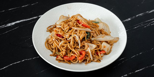 Wok Stirred Spicy Noodles