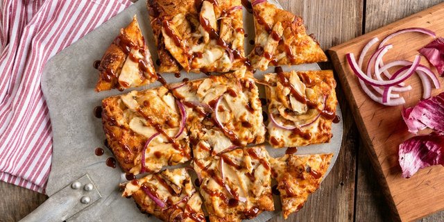 BBQ Chicken Thin Crust