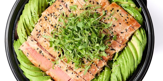 Ahi Tuna Salad Bowl
