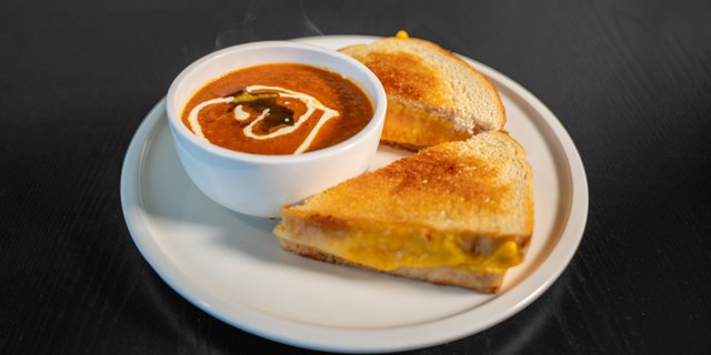 Grilled Cheese & Roasted Tomato Soup