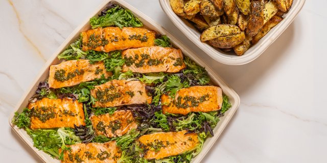 Chimichurri Roasted Salmon Entree