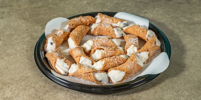 Cannoli Tray