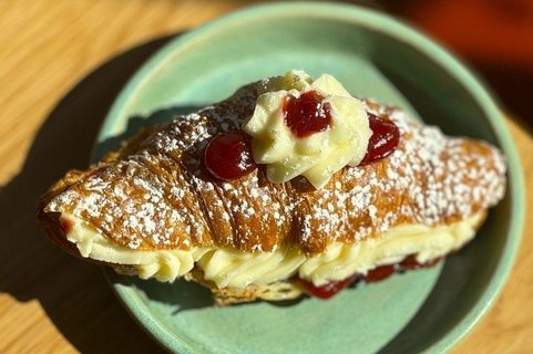 Guava Croissant