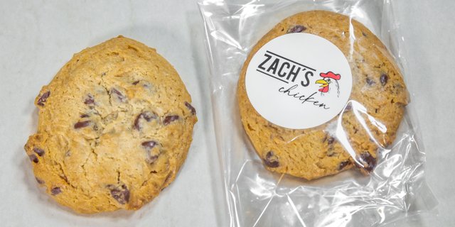 Chocolate Chip Cookie