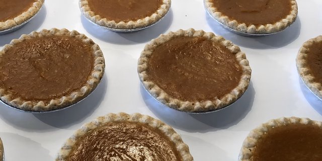 4-Inch Sweet Potato Pie (Traditional Crust)