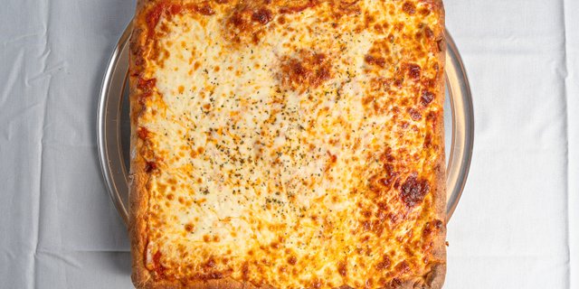 Siciliana Cheese Pizza