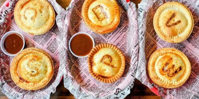 Dozen Meat Pie Boxes