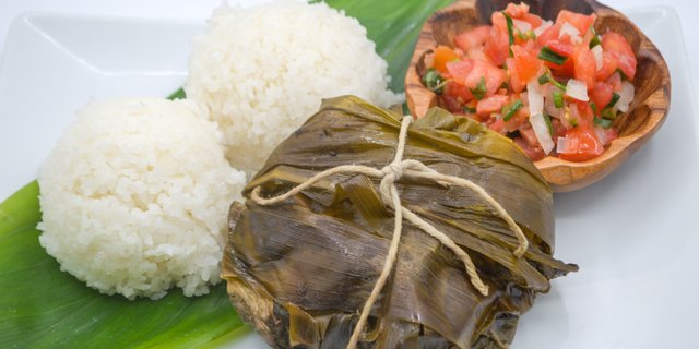 Lau Lau & Lomi Salmon Plate