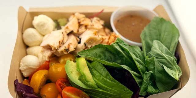 Caprese Chicken Salad Box