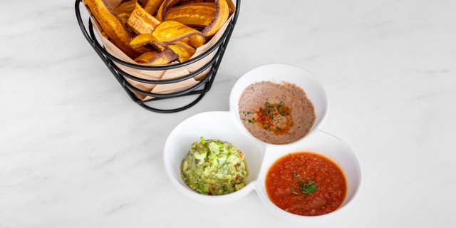 Tropical Chips & Dips Trio