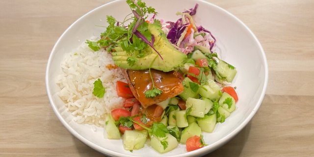 Spicy Teriyaki Salmon Bowl