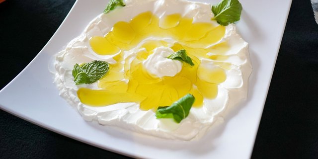 Labneh (Plain)