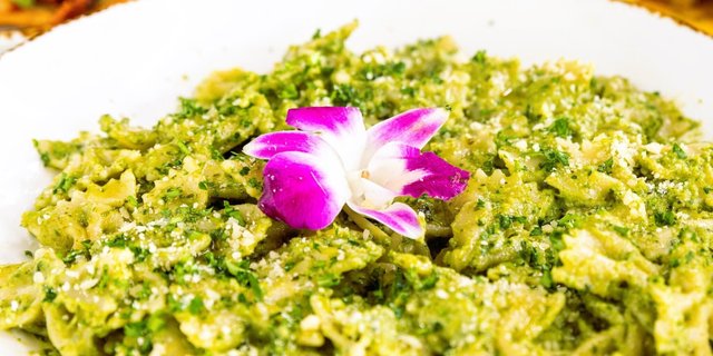 Creamy Pesto Pasta