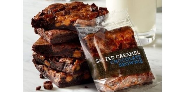 Chocolate & Salted Caramel Brownie Tray