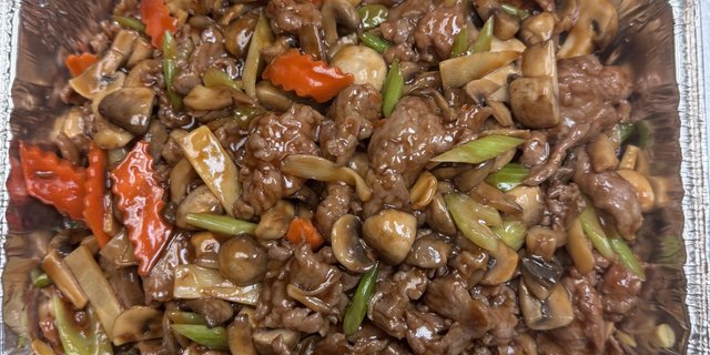 Beef w/ Mushrooms