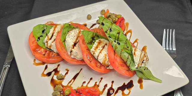 Mozzarella Caprese