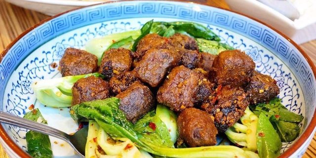 Crispy Chili Honey Boneless Beef Short Rib