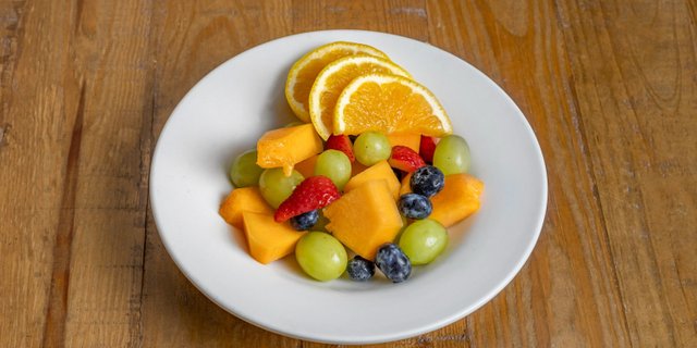 Seasonal Fresh Fruit Bowl