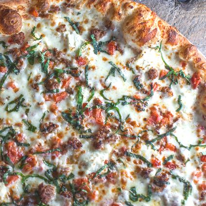 14" The Pearl Pizza