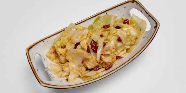 Cabbage & Dry Peppers