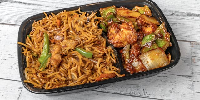Chicken Hakka Noodle Boxed Lunch
