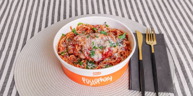 Spaghetti Chicken Parmesan Tray