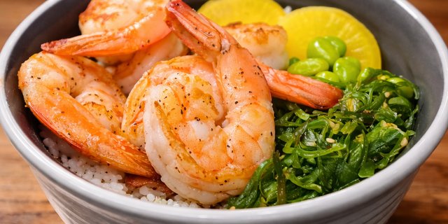 Grilled Shrimp Rice Bowl