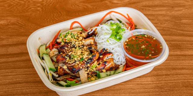 5-Spice Chicken Vermicelli Noodles