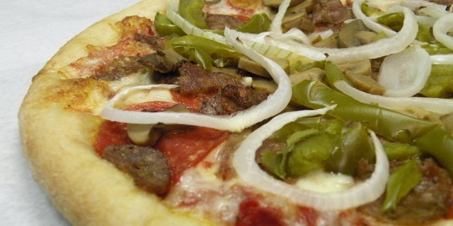 Roma's Combo Pizza