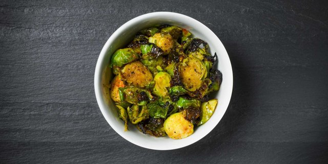 Maple-Sriracha Brussels Sprouts