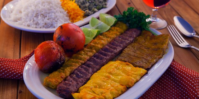 Maral Dish