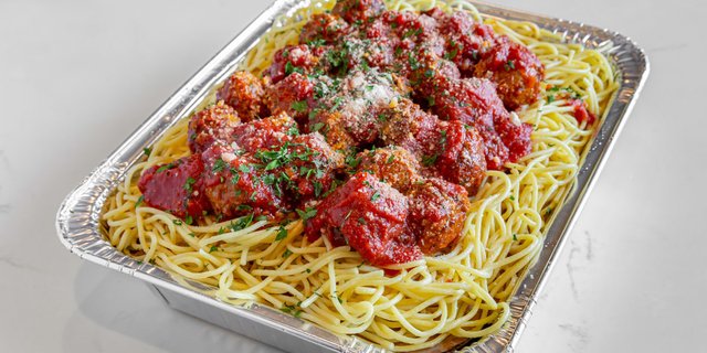 Spaghetti & Meatballs