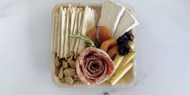 10 Small Charcuterie Box
