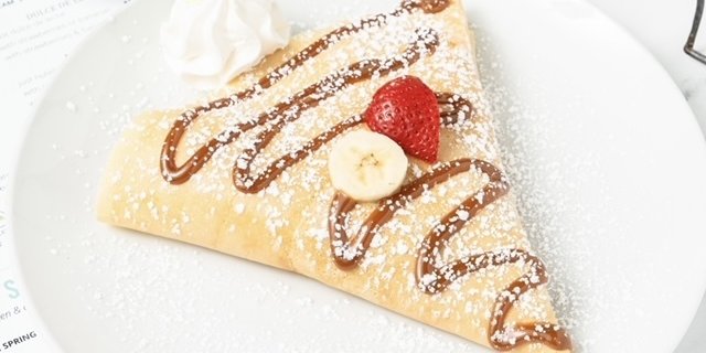 Dulce de Leche w/ Strawberries & Bananas
